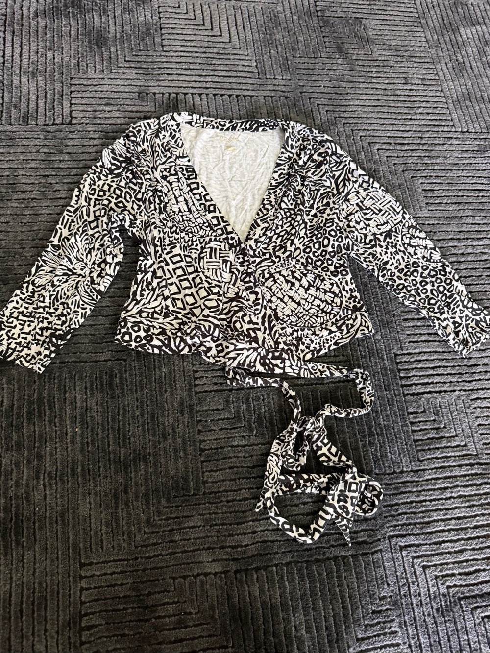 Lilly Pulitzer Black and White Printed Wrap Blazer